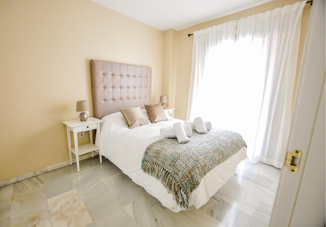 Acogedor Apartamento Junto A Calle Larios By Renthas Málaga Exterior foto