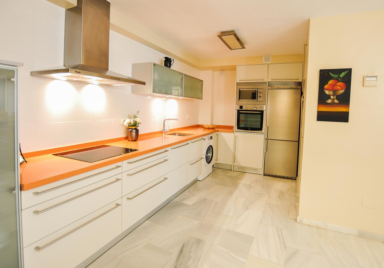 Acogedor Apartamento Junto A Calle Larios By Renthas Málaga Exterior foto